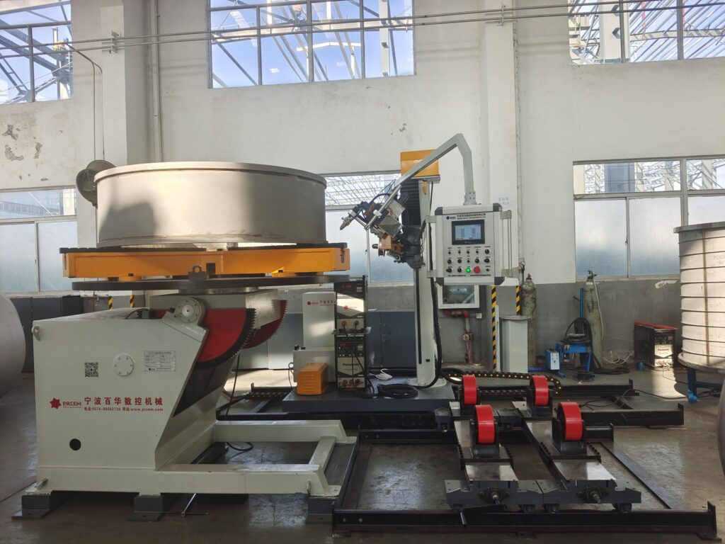 大径卡盘式自动焊机